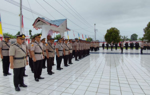 Polda Papua Tengah Gelar Ziarah di TMP Nabire Peringati Hari Bhayangkara ke-79