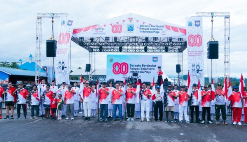 Lunching Gerakan Pembagian 10 Juta Bendera Merah-Putih di Provinsi Papua Tengah yang digelar di Kompleks Kantor Gubernur Papua Tengah, Nabire, Sabtu (9/8/2025) 