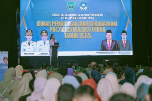 Sherly Tjoanda Tegaskan Pendidikan Gratis Jadi Hak Anak Maluku Utara