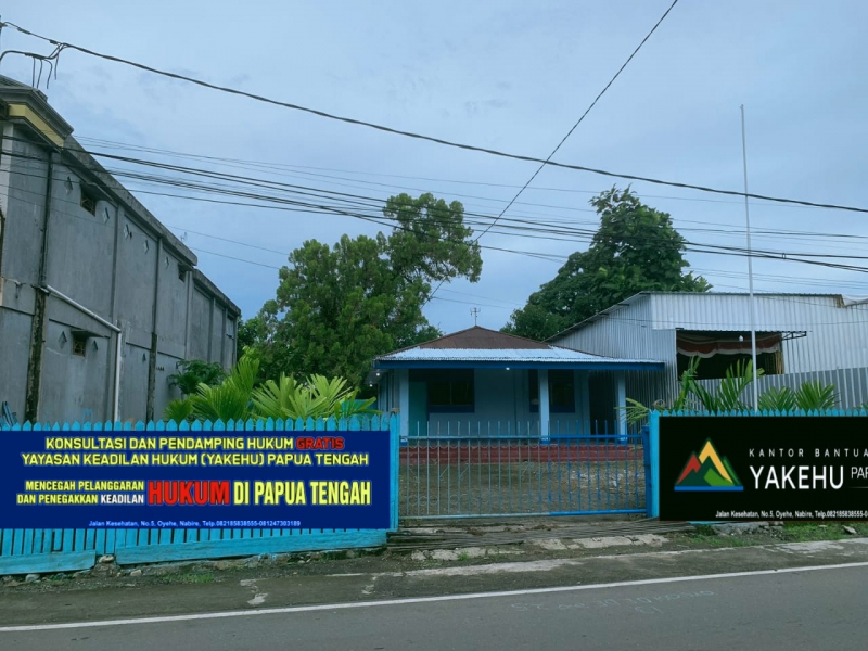 Kantor Pusat Yakehu Papua Tengah Beralamat di Jalan Kesehatan No. 5, Oyehe, Nabire. 