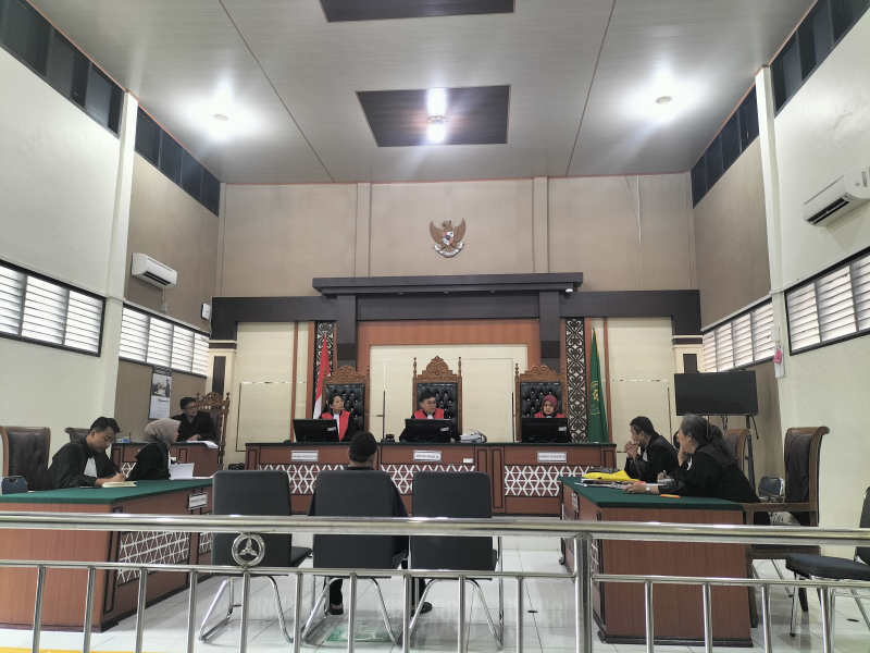 Sidang Lanjutan Aktivis Petani Thawaf Aly di Pengadilan Negeri Tanjab Timur. 