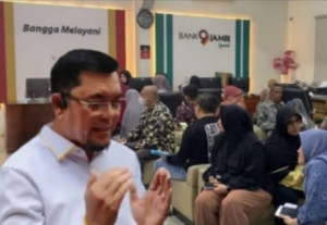 RDP : Bank Jambi Tetap Solid, DPRD dan OJK Pastikan Dana Nasabah 100 Persen Aman