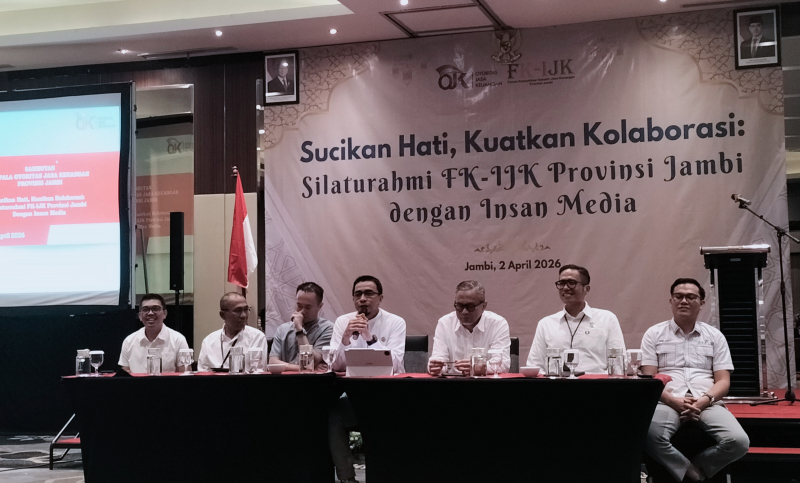 Ketua OJK Provinsi Jambi, Yan Iswara Rosya Saat Menyampaikan Paparan. foto : arungnews.com