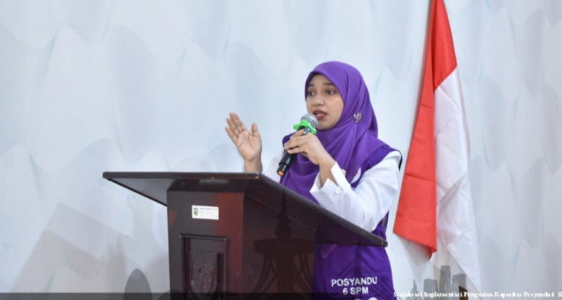 Ketua Pembina Posyandu Kota Jambi, Dr. dr. Nadiyah, Sp.OG,