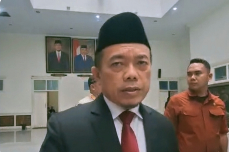 Gubernur Jambi, Al-Haris 