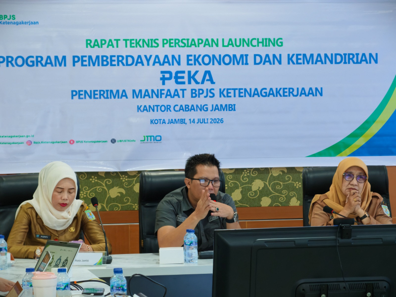 Rapat Persiapan Peluncuran (PEKA) di Aula Kantor BPJS Ketenagakerjaan Jambi, Selasa (14/7/2026).