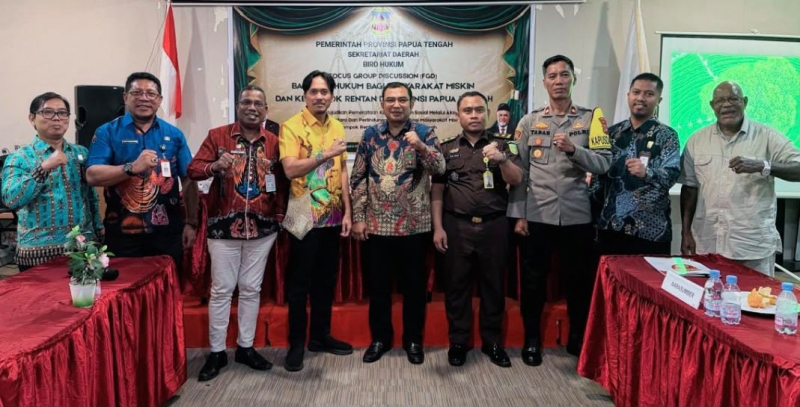 Pemprov Papua Tengah Gelar FGD Pendampingan Hukum bagi Masyarakat Miskin dan Kelompok Rentan yang dilaksanakan di Hotel Carmel Kalibobo, Kelurahan Kalibobo, Distrik Nabire, Kabupaten Nabire, Papua Tengah, Jumat, (24/7/2026
