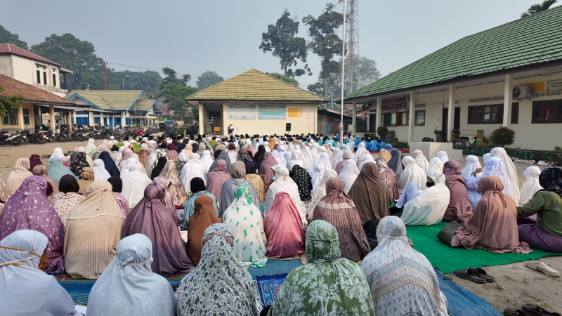 Pelindo Jambi turut ambil bagian dalam kegiatan yang dilaksanakan di Lapangan MAN 3 Muaro Jambi, Desa Talang Duku, Kecamatan Taman Rajo, Jumat (4/9/2026).